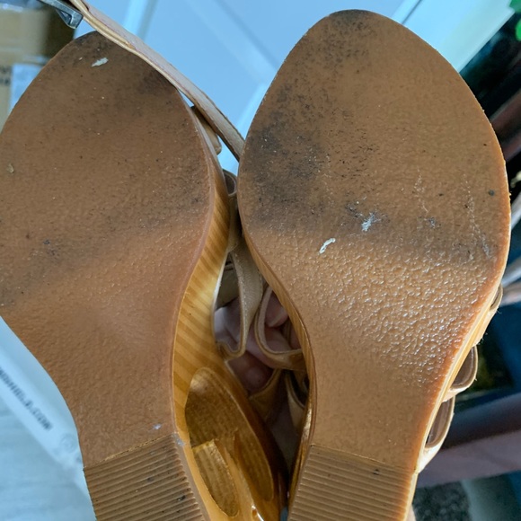 Sandals - Picture 4 of 4